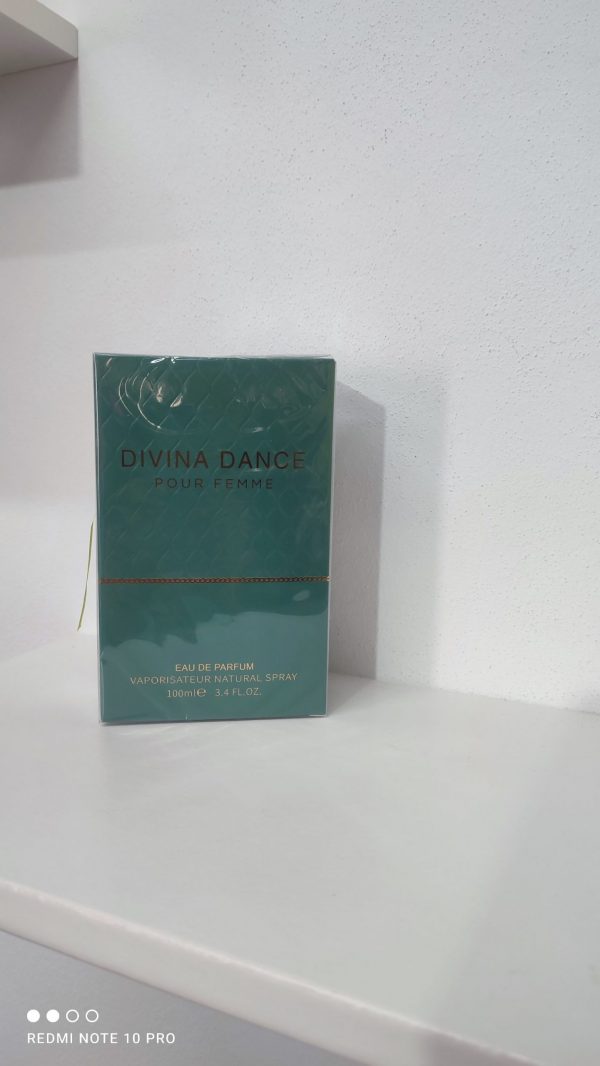 DIVINA DANCE