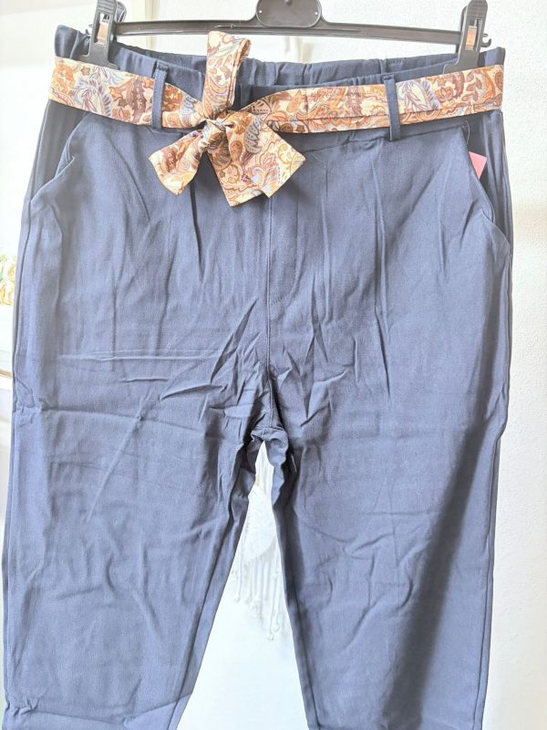 PANTALÓN GUANTE