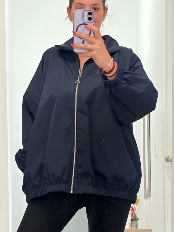 BOMBER